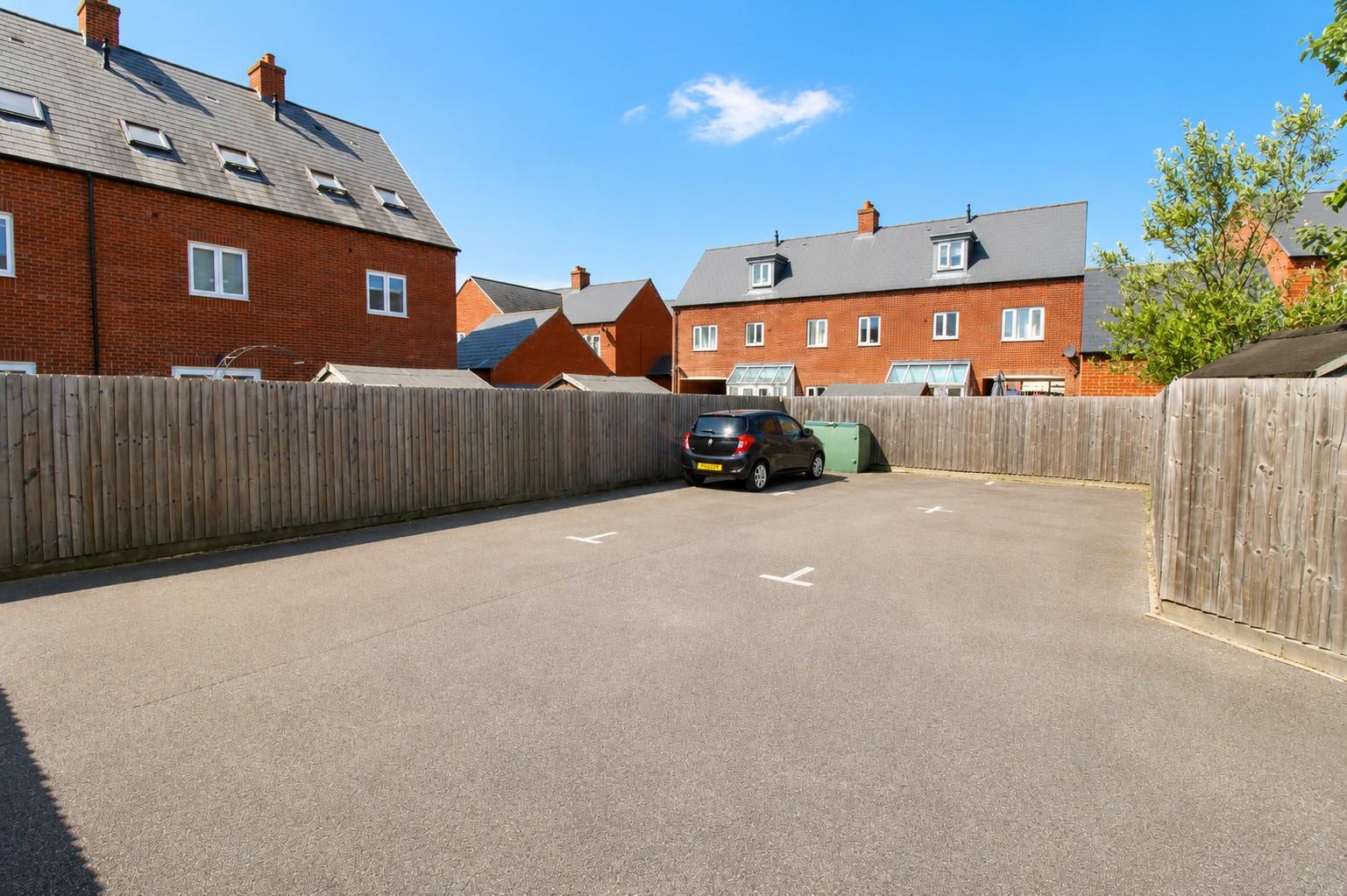 Hazelwick Drive, Great Denham, Bedford